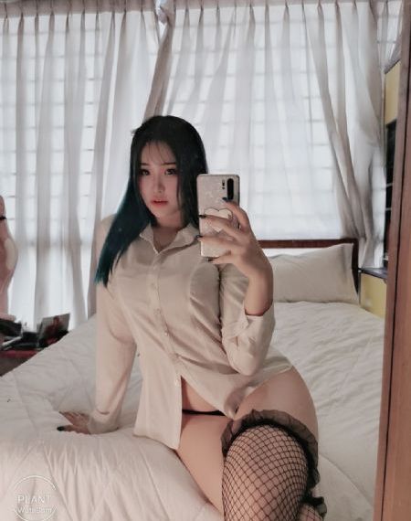 伦理三女教师2_4K免费在线播放