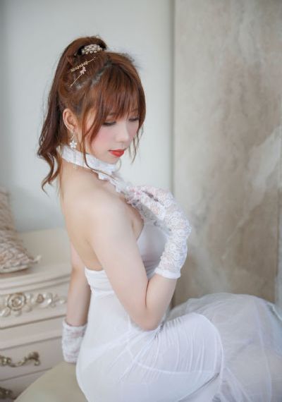 夫妇交换聚会群4P疯狂大战视频_BD国语免费观看视频