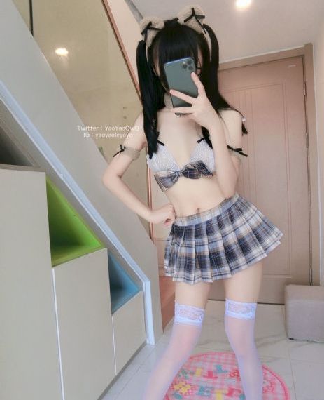 美女二人精彩黄片_4K高清迅雷在线观看